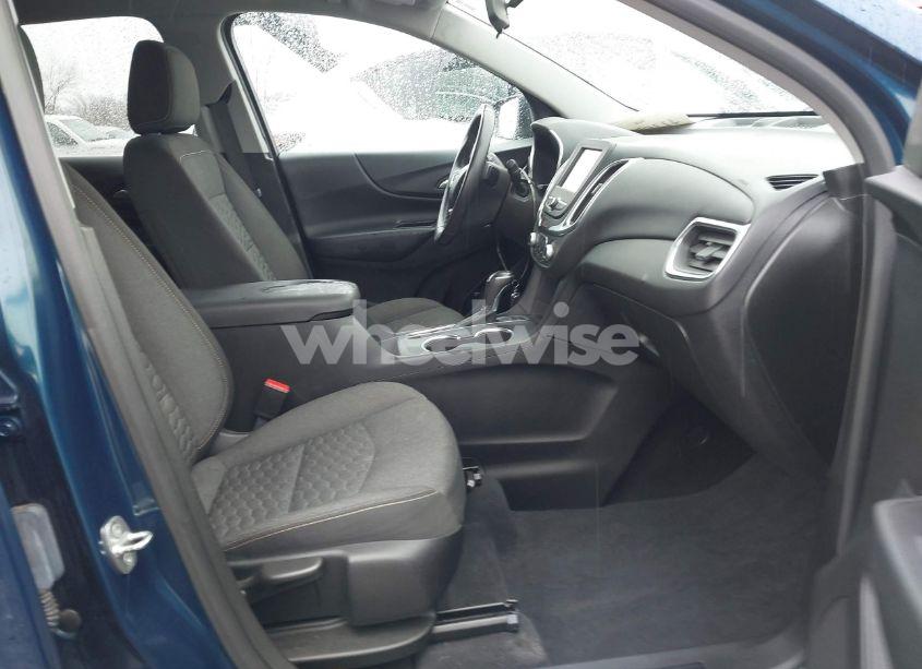 Photo 5 of 2019 Chevrolet Equinox LT (VIN 2GNAXVEX9K6273510)
