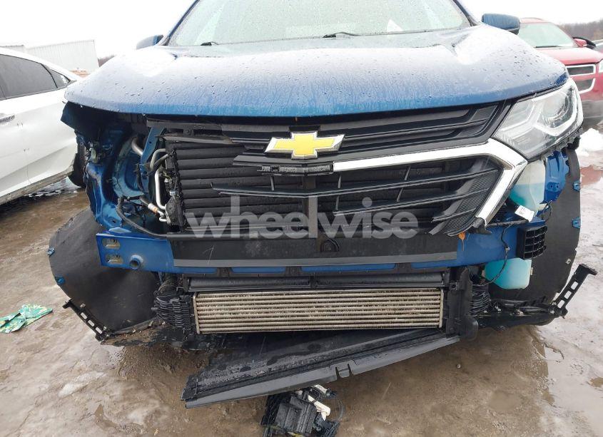 Photo 6 of 2019 Chevrolet Equinox LT (VIN 2GNAXVEX9K6273510)