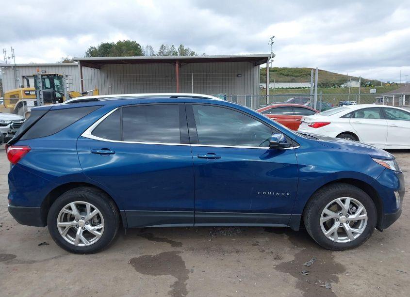 Photo 13 of 2019 Chevrolet Equinox LT (VIN 2GNAXVEXXK6168300)