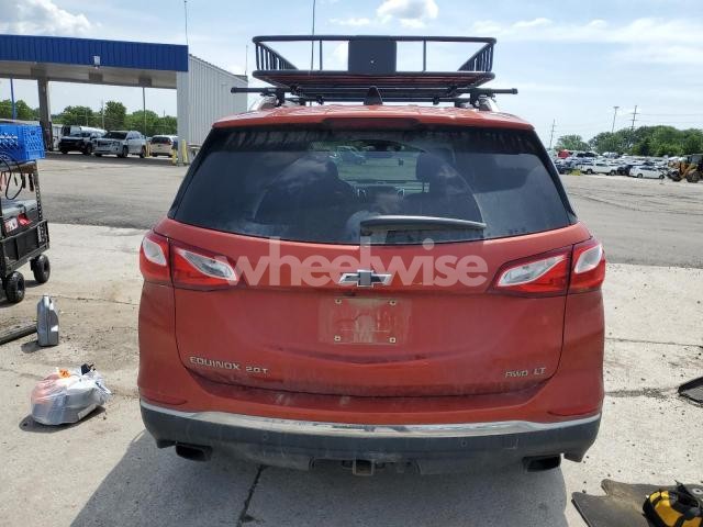 2020 CHEVROLET EQUINOX LT (VIN 2GNAXVEXXL6124797) main photo