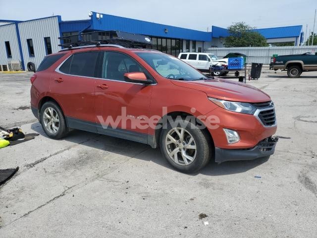Photo 6 of 2020 CHEVROLET EQUINOX LT (VIN 2GNAXVEXXL6124797)