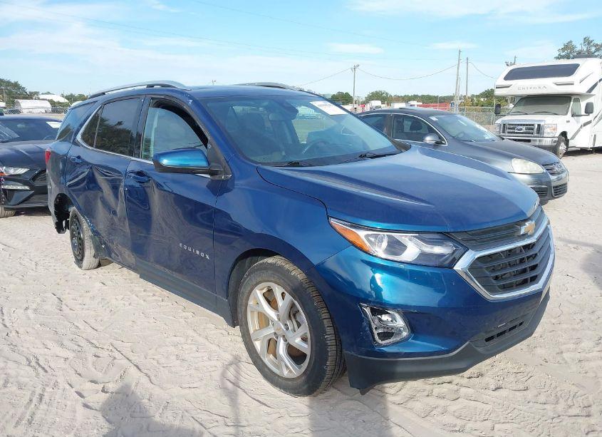 2020 Chevrolet Equinox AWD LT 2.0L TURBO (VIN 2GNAXVEXXL6132897) main photo