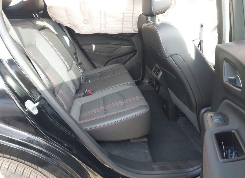 Photo 8 of 2022 Chevrolet Equinox AWD RS (VIN 2GNAXWEV0N6143155)