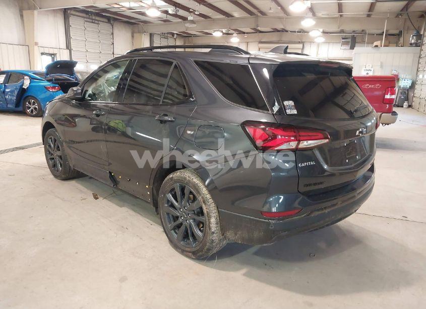 Photo 3 of 2022 Chevrolet Equinox AWD RS (VIN 2GNAXWEV2N6137812)