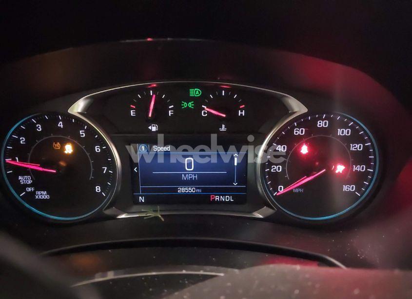Photo 7 of 2022 Chevrolet Equinox AWD RS (VIN 2GNAXWEV2N6137812)