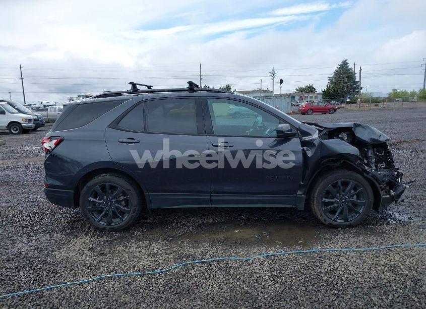 Photo 13 of 2022 Chevrolet Equinox AWD RS (VIN 2GNAXWEV8N6130041)