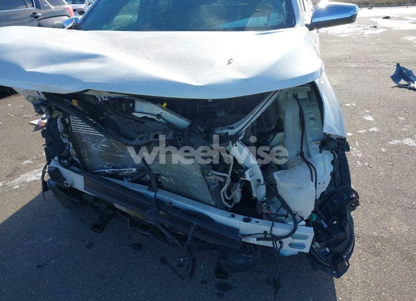 Photo 6 of 2018 Chevrolet Equinox PREMIER (VIN 2GNAXWEX1J6158422)