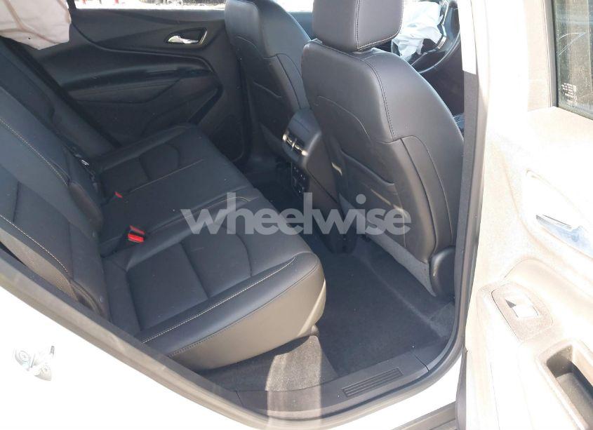 Photo 8 of 2018 Chevrolet Equinox PREMIER (VIN 2GNAXWEX1J6158422)