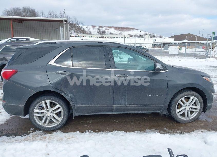 Photo 13 of 2018 Chevrolet Equinox PREMIER (VIN 2GNAXWEX1J6198158)