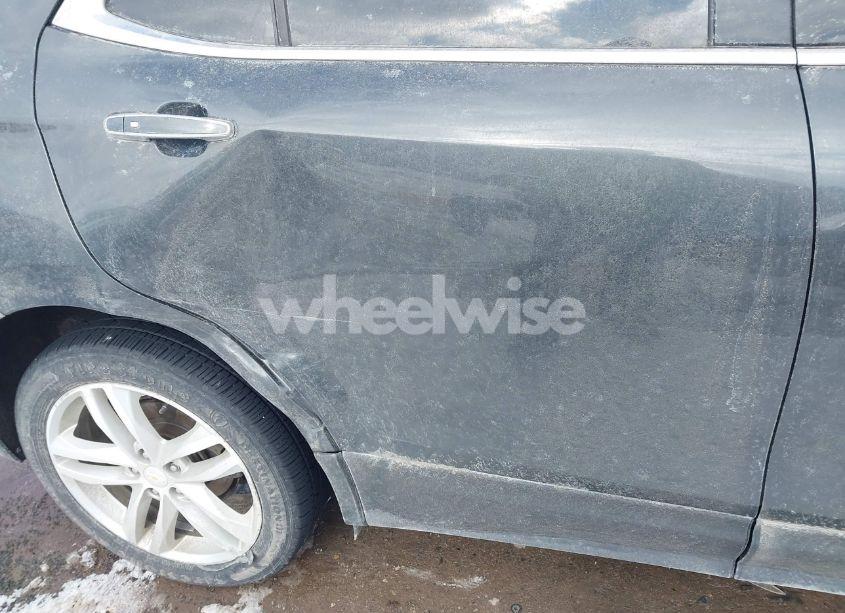 Photo 20 of 2018 Chevrolet Equinox PREMIER (VIN 2GNAXWEX1J6198158)