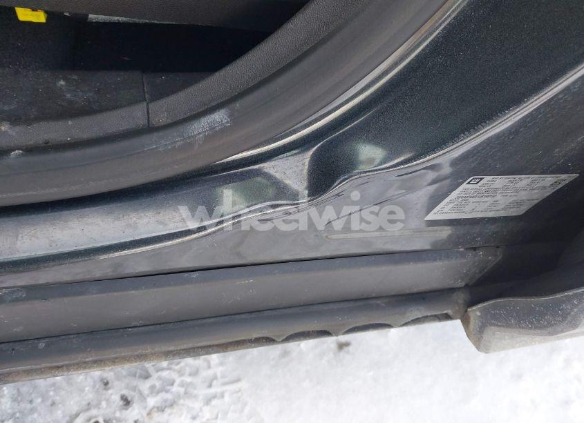 Photo 21 of 2018 Chevrolet Equinox PREMIER (VIN 2GNAXWEX1J6198158)