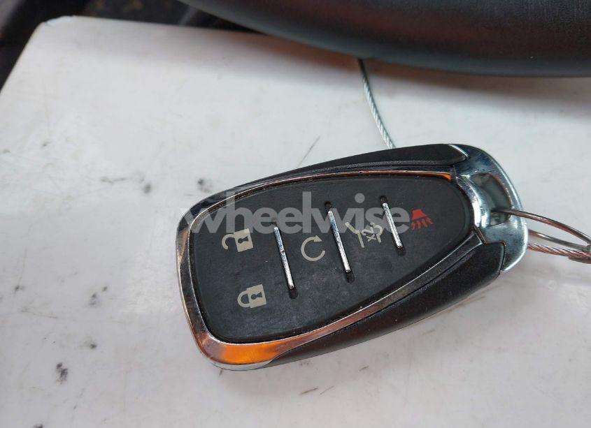 Photo 11 of 2018 Chevrolet Equinox PREMIER (VIN 2GNAXWEX2J6160521)