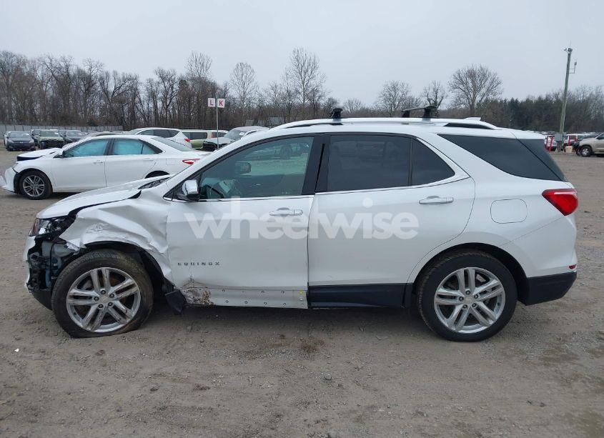 Photo 14 of 2018 Chevrolet Equinox PREMIER (VIN 2GNAXWEX2J6160521)