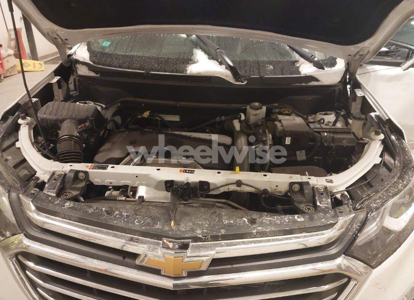 Photo 10 of 2018 Chevrolet Equinox PREMIER (VIN 2GNAXWEX2J6201021)