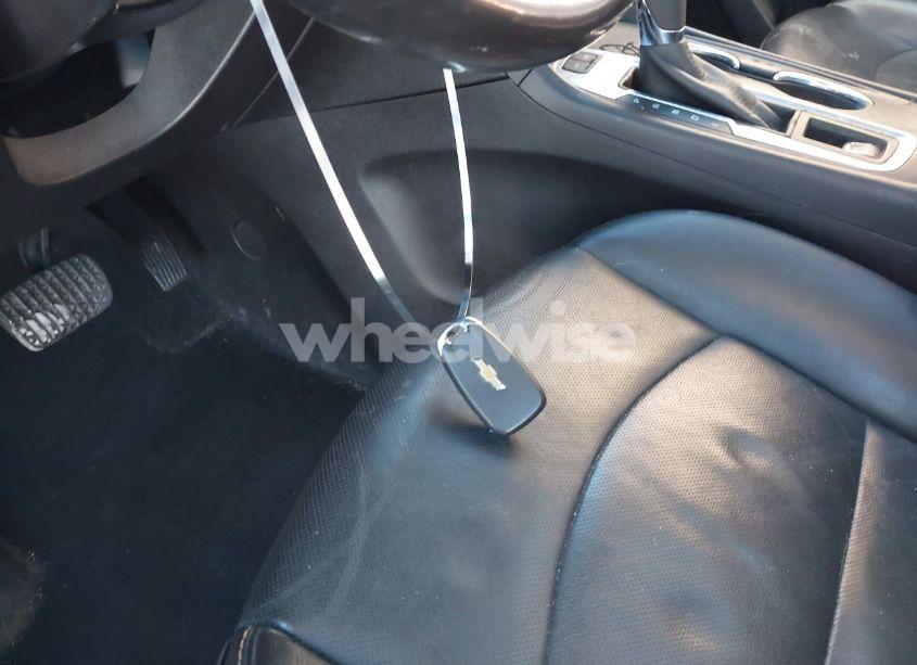 Photo 11 of 2018 Chevrolet Equinox PREMIER (VIN 2GNAXWEX3J6222539)