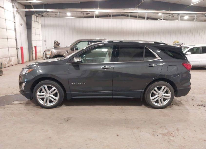 Photo 14 of 2018 Chevrolet Equinox PREMIER (VIN 2GNAXWEX5J6152963)