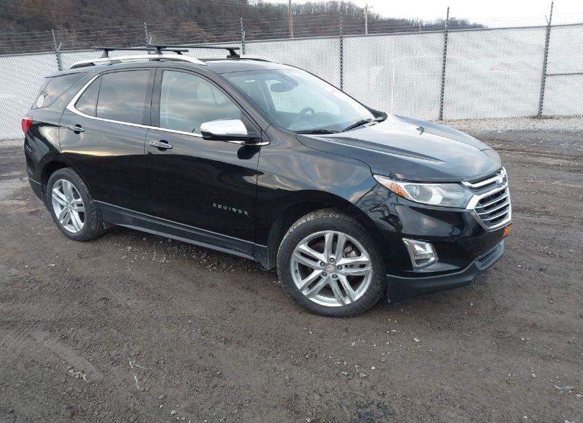2018 Chevrolet Equinox PREMIER (VIN 2GNAXWEX5J6196705) main photo