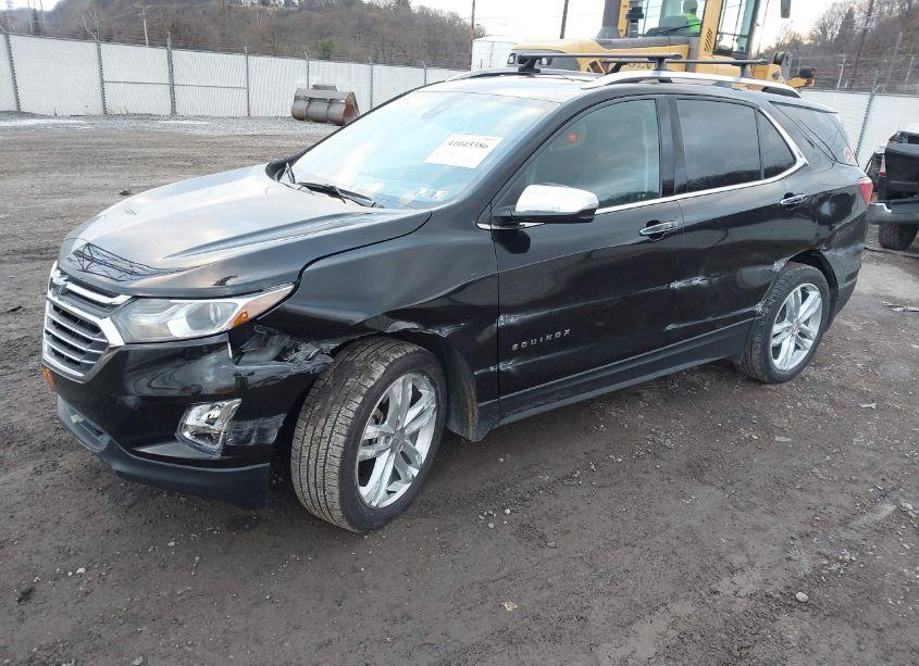 Photo 2 of 2018 Chevrolet Equinox PREMIER (VIN 2GNAXWEX5J6196705)