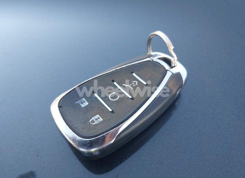 Photo 11 of 2018 Chevrolet Equinox PREMIER (VIN 2GNAXWEX7J6139051)