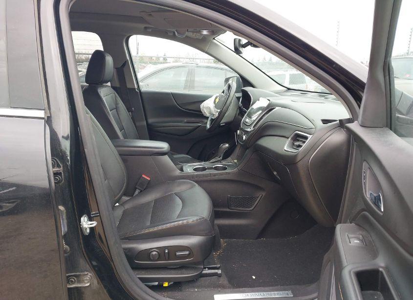 Photo 5 of 2018 Chevrolet Equinox PREMIER (VIN 2GNAXWEX7J6153211)