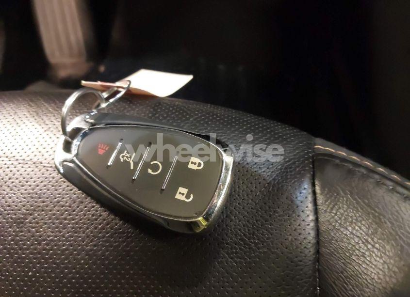 Photo 11 of 2018 Chevrolet Equinox PREMIER (VIN 2GNAXWEX8J6250563)