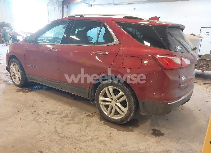 Photo 3 of 2018 Chevrolet Equinox PREMIER (VIN 2GNAXWEXXJ6245798)