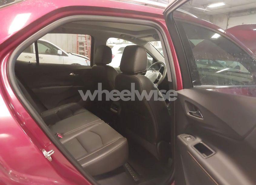 Photo 8 of 2018 Chevrolet Equinox PREMIER (VIN 2GNAXWEXXJ6245798)