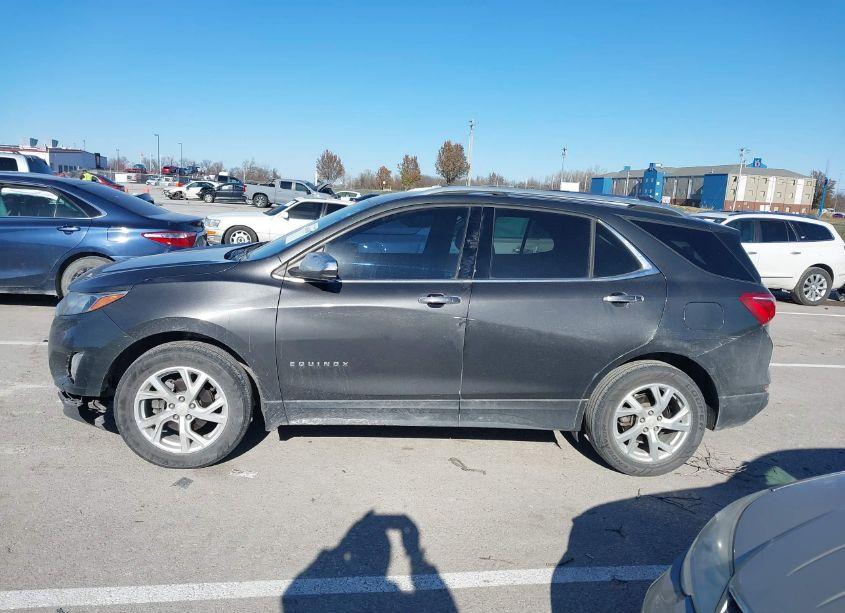 Photo 15 of 2019 Chevrolet Equinox PREMIER (VIN 2GNAXXEV1K6143389)