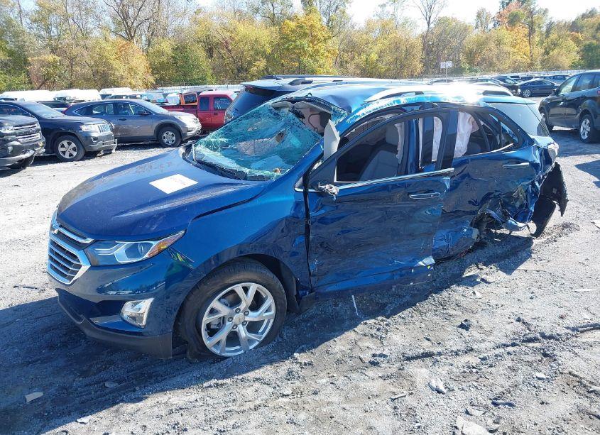 Photo 2 of 2021 Chevrolet Equinox AWD PREMIER (VIN 2GNAXXEV1M6132685)