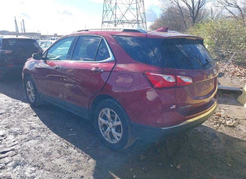 Photo 3 of 2019 Chevrolet Equinox PREMIER (VIN 2GNAXXEV2K6161884)