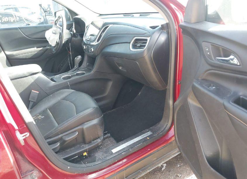 Photo 5 of 2019 Chevrolet Equinox PREMIER (VIN 2GNAXXEV2K6161884)
