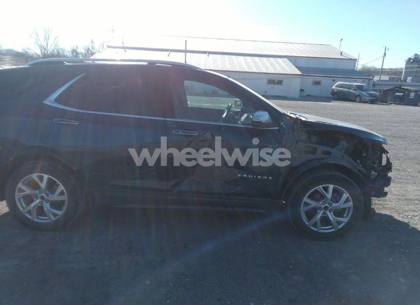 Photo 13 of 2020 Chevrolet Equinox AWD PREMIER 1.5L TURBO (VIN 2GNAXXEV3L6244032)