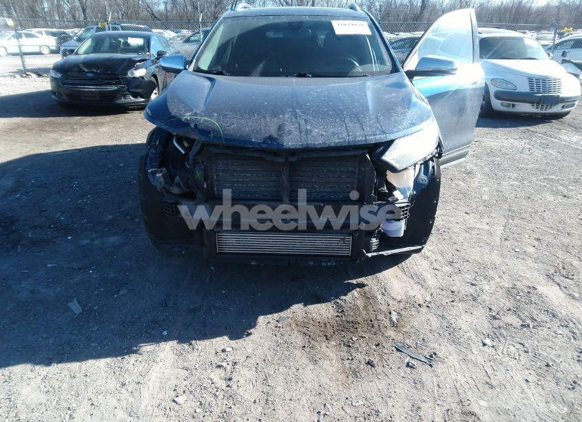 Photo 6 of 2020 Chevrolet Equinox AWD PREMIER 1.5L TURBO (VIN 2GNAXXEV3L6244032)