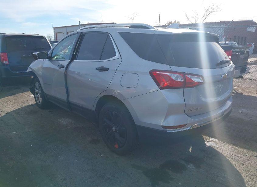 Photo 3 of 2020 Chevrolet Equinox AWD PREMIER 1.5L TURBO (VIN 2GNAXXEV4L6102529)