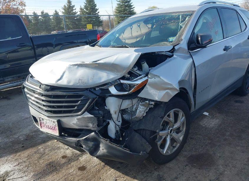 Photo 6 of 2020 Chevrolet Equinox AWD PREMIER 1.5L TURBO (VIN 2GNAXXEV4L6102529)