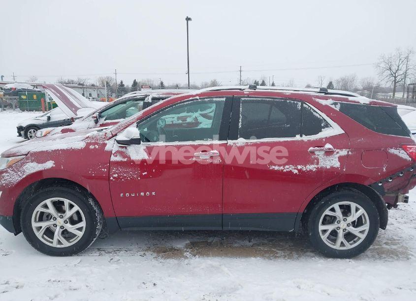 Photo 15 of 2021 Chevrolet Equinox AWD PREMIER (VIN 2GNAXXEV4M6105996)