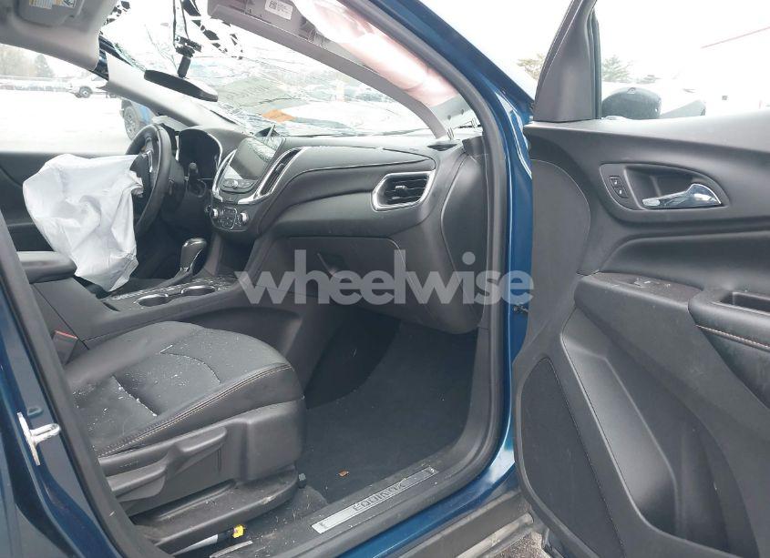Photo 5 of 2021 Chevrolet Equinox AWD PREMIER (VIN 2GNAXXEV4M6163834)