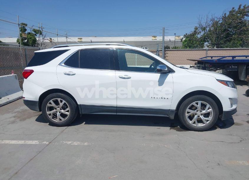 Photo 13 of 2020 Chevrolet Equinox AWD PREMIER 1.5L TURBO (VIN 2GNAXXEV5L6200498)
