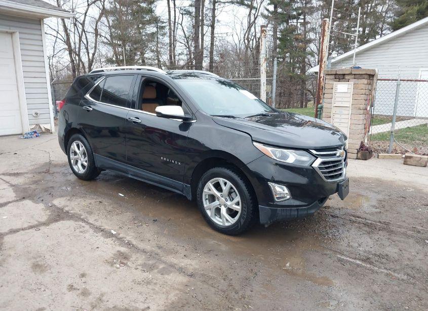 2019 Chevrolet Equinox PREMIER (VIN 2GNAXXEV6K6287617) main photo