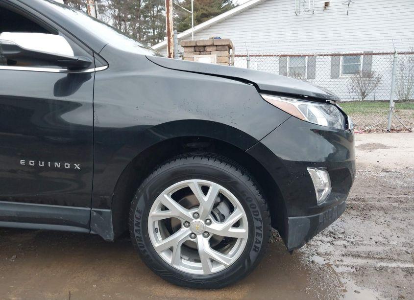 Photo 18 of 2019 Chevrolet Equinox PREMIER (VIN 2GNAXXEV6K6287617)