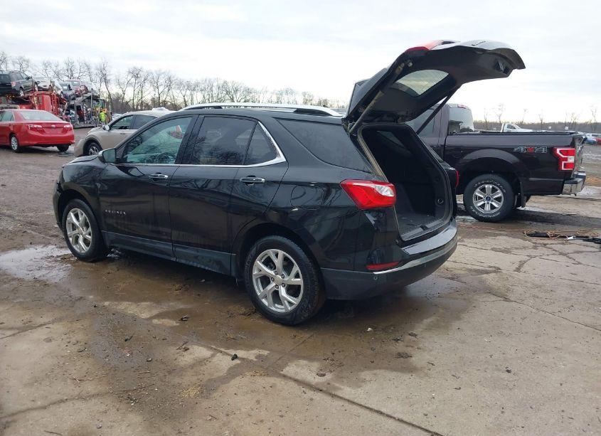 Photo 3 of 2019 Chevrolet Equinox PREMIER (VIN 2GNAXXEV6K6287617)