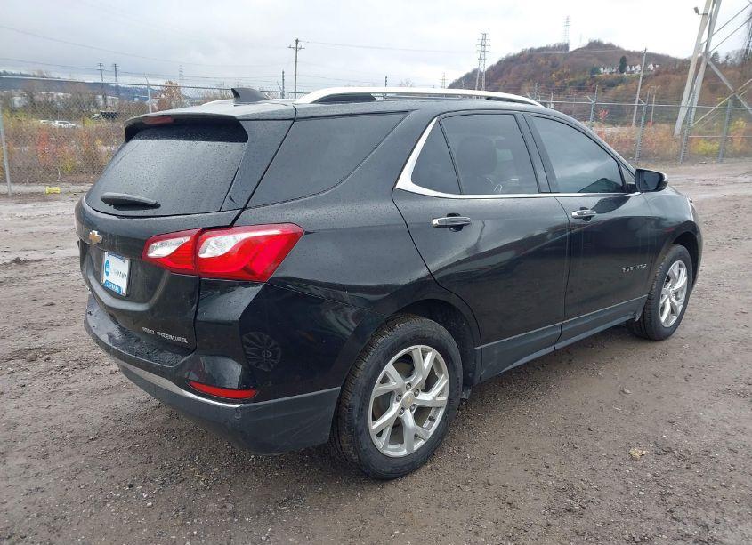 Photo 4 of 2020 Chevrolet Equinox AWD PREMIER 1.5L TURBO (VIN 2GNAXXEV7L6185745)