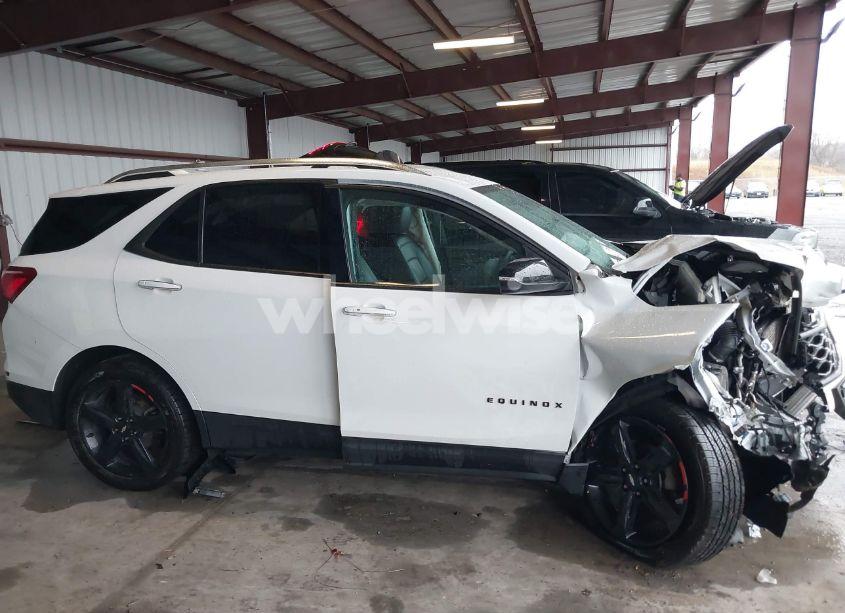 Photo 13 of 2020 Chevrolet Equinox AWD PREMIER 1.5L TURBO (VIN 2GNAXXEV8L6242244)