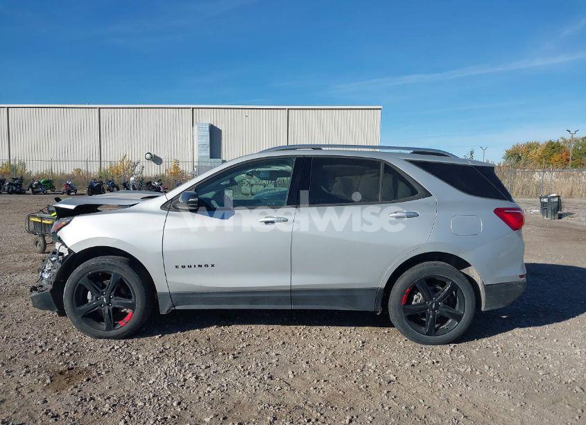 Photo 13 of 2020 Chevrolet Equinox AWD PREMIER 1.5L TURBO (VIN 2GNAXXEV8L6274689)
