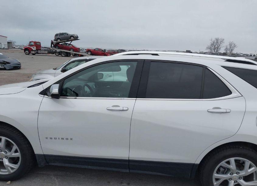 Photo 14 of 2020 Chevrolet Equinox AWD PREMIER 1.5L TURBO (VIN 2GNAXXEV9L6219409)