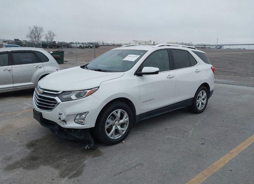 Photo 2 of 2020 Chevrolet Equinox AWD PREMIER 1.5L TURBO (VIN 2GNAXXEV9L6219409)
