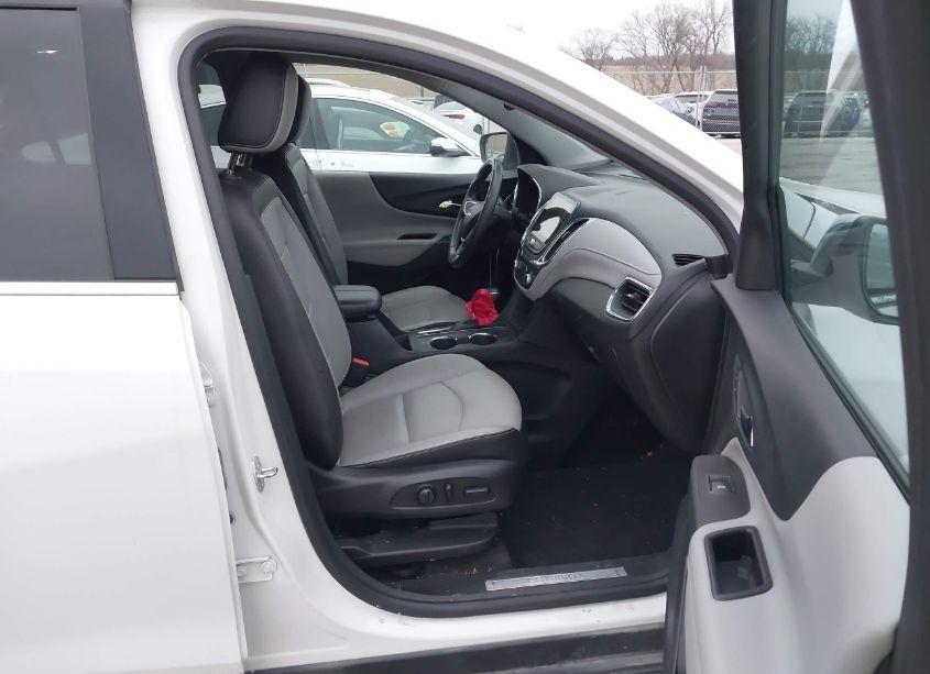 Photo 5 of 2020 Chevrolet Equinox AWD PREMIER 1.5L TURBO (VIN 2GNAXXEV9L6219409)