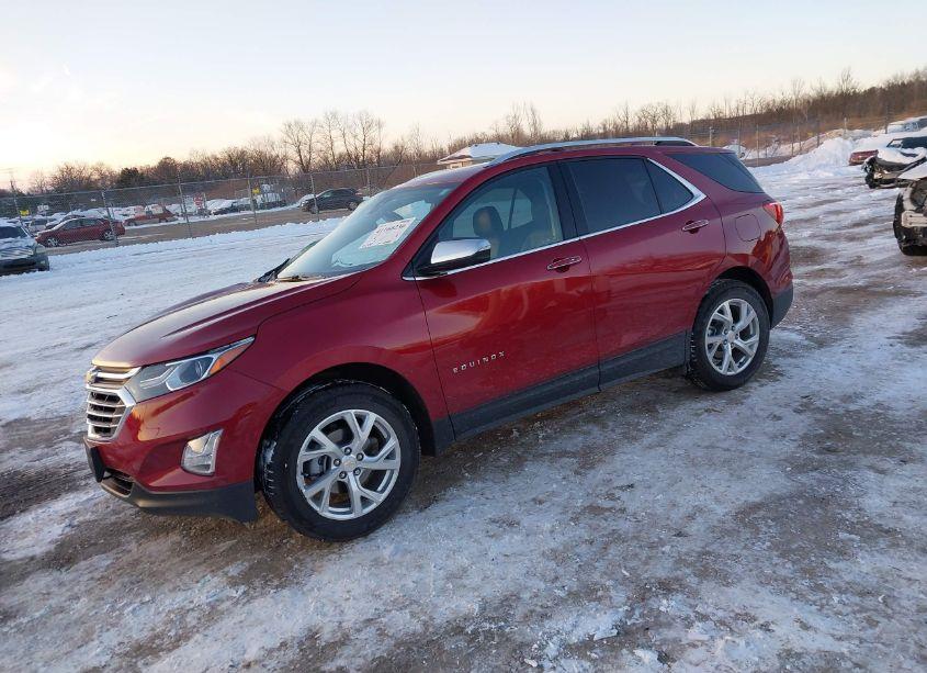 Photo 2 of 2021 Chevrolet Equinox AWD PREMIER (VIN 2GNAXXEV9M6146804)