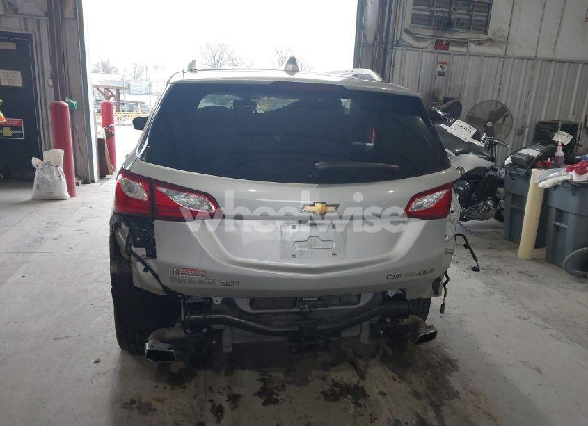 Photo 16 of 2019 Chevrolet Equinox PREMIER (VIN 2GNAXYEX0K6289631)