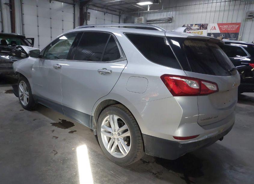 Photo 3 of 2019 Chevrolet Equinox PREMIER (VIN 2GNAXYEX1K6282798)
